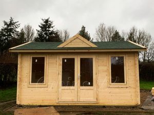 Pele 5 Log Cabin